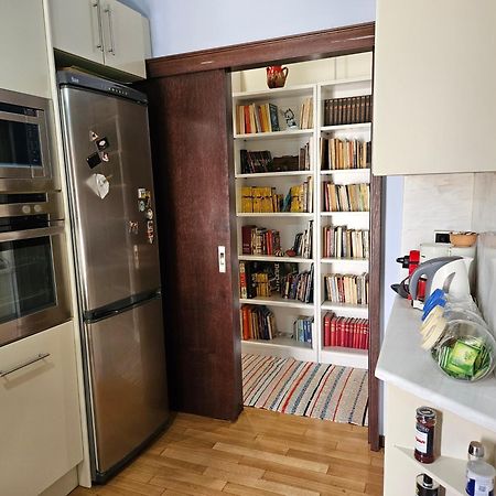 3 Bedder Condo In Ilisia, Megaro Mousikis Atina Dış mekan fotoğraf